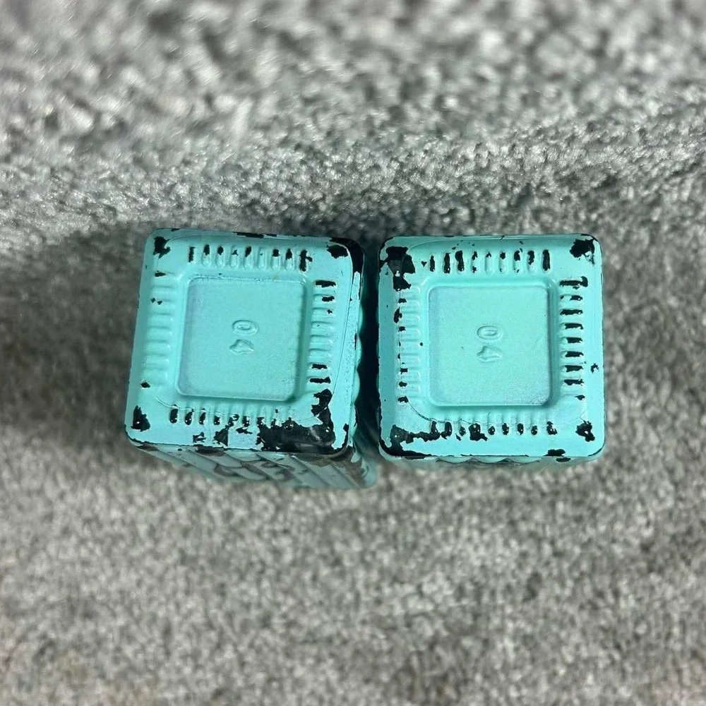 Turquoise Blue Distressed Salt Pepper Shaker Set Farmhouse Kitchen